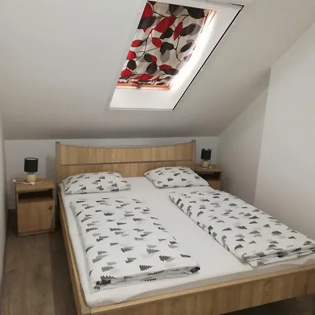Vendégház 25 *