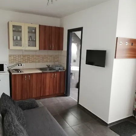25 Sopron